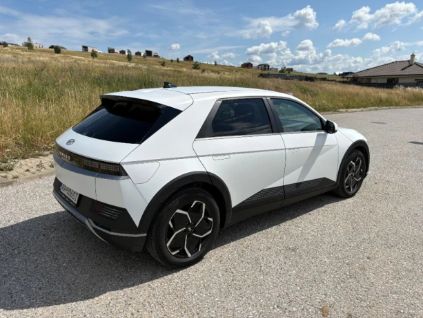 hyundai-ioniq-5-5-77-kwh-style-168kw228hp-a-big-3