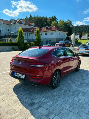 hyundai-i30-16-crdi-mhev-imt-style-100kw136hp-m6-big-2