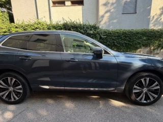 volvo-xc60-b4-benzin-mild-hybrid-plus-bright-145-kw-45500-km-1-majitel