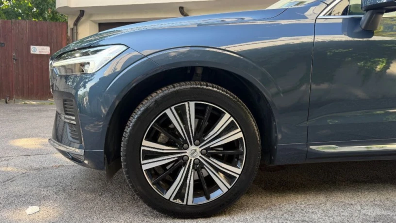 volvo-xc60-b4-benzin-mild-hybrid-plus-bright-145-kw-45500-km-1-majitel-big-3