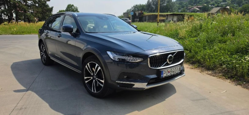 volvo-v90-cross-country-volvo-v90-cross-country-b5-awd-mild-hybrid-geartronic-big-2