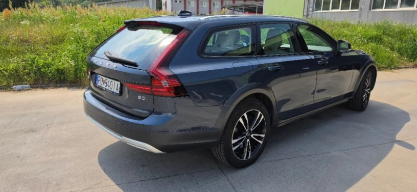 volvo-v90-cross-country-volvo-v90-cross-country-b5-awd-mild-hybrid-geartronic-big-0