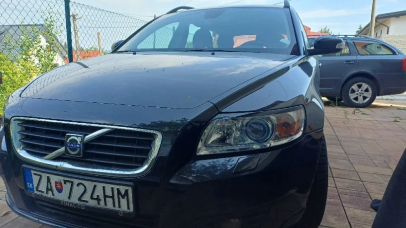 volvo-v50-20-d-big-0
