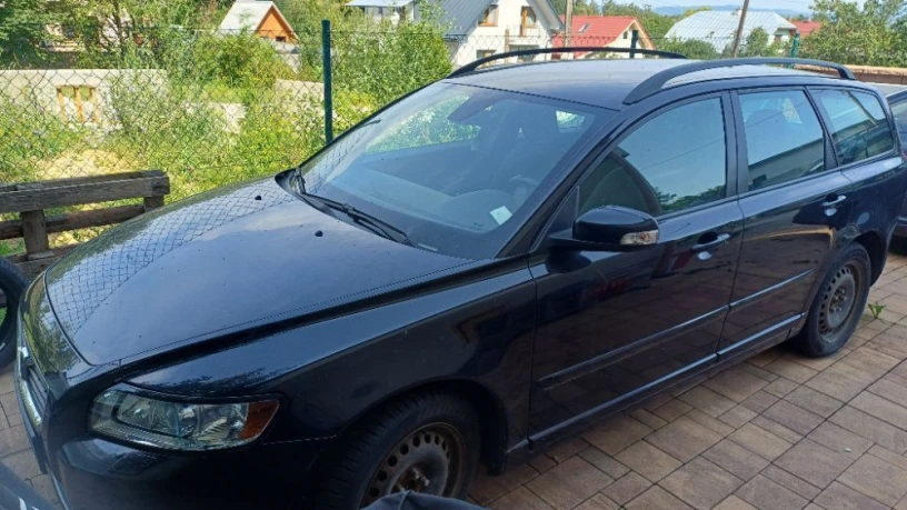 volvo-v50-20-d-big-3