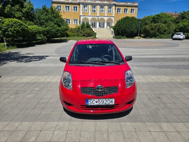 toyota-yaris-predaj-big-1