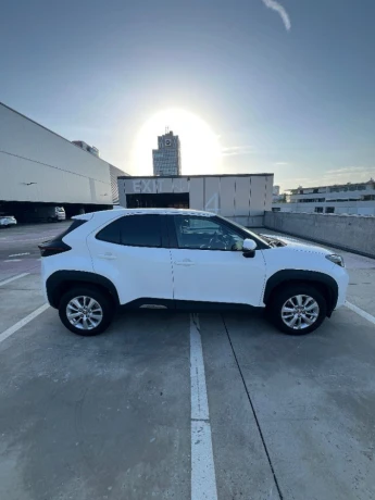 toyota-yaris-cross-hybrid-big-0