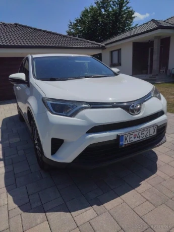 toyota-rav4-20-l-valvematic-selection-112kw152hp-m6-big-0