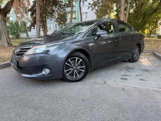 toyota-avensis-20l-d-4d-premium-91kw123hp-m6