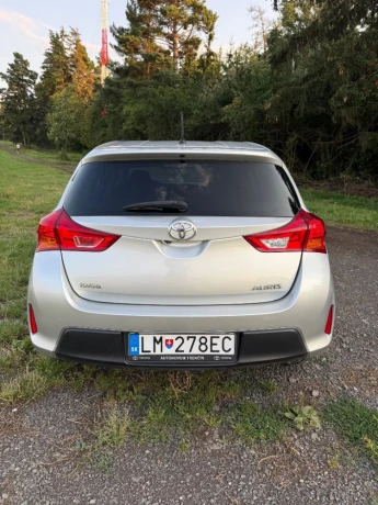 toyota-auris-14-l-d-4d-dpf-active-mm-66kw90hp-m6-big-3