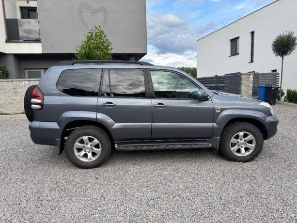 toyota-land-cruiser-30-d-4d-120kw163hp-m5-big-2