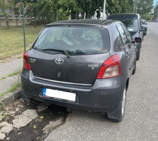 toyota-yaris-na-suciastky-big-0