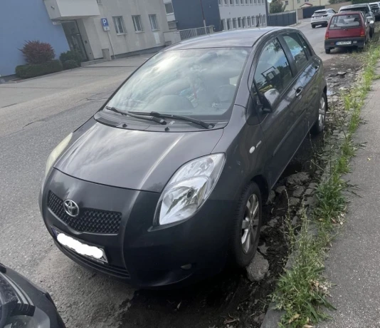 toyota-yaris-na-suciastky-big-2