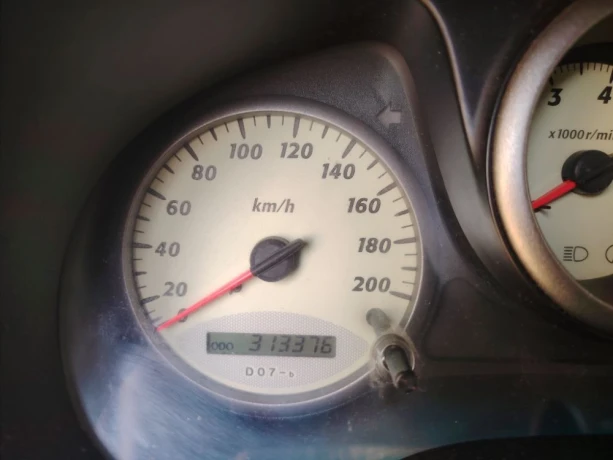 toyota-rav4-20-d-4d-5d-85kw115hp-m5-big-3