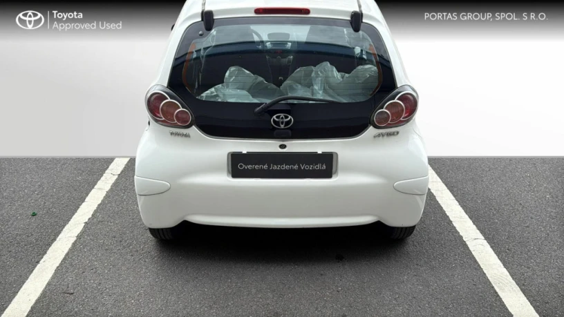 toyota-aygo-big-2