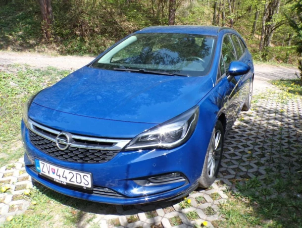 opel-astra-sport-tourer-astra-st-14-turbo-smile-92kw125hp-m6-big-0