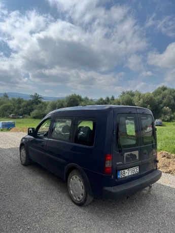 opel-combo-tour-opel-combo-c-big-1