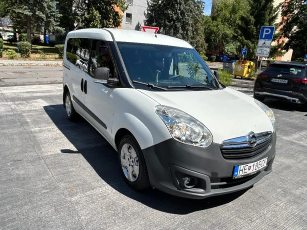 opel-combo-van-13-cdti-ecoflex-202758-km-big-1