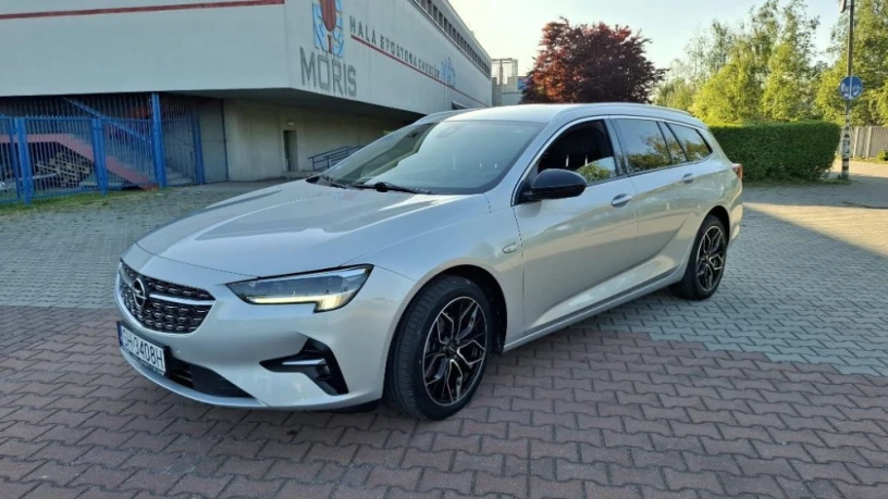 opel-insignia-st-20-cdti-ss-elegance-at-174hp-super-stave-big-0