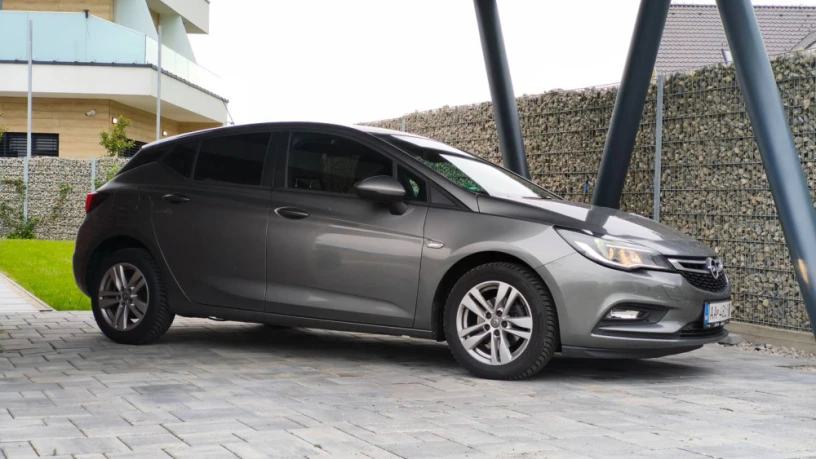 opel-astra-14-turbo-innovation-92kw-sr-big-3
