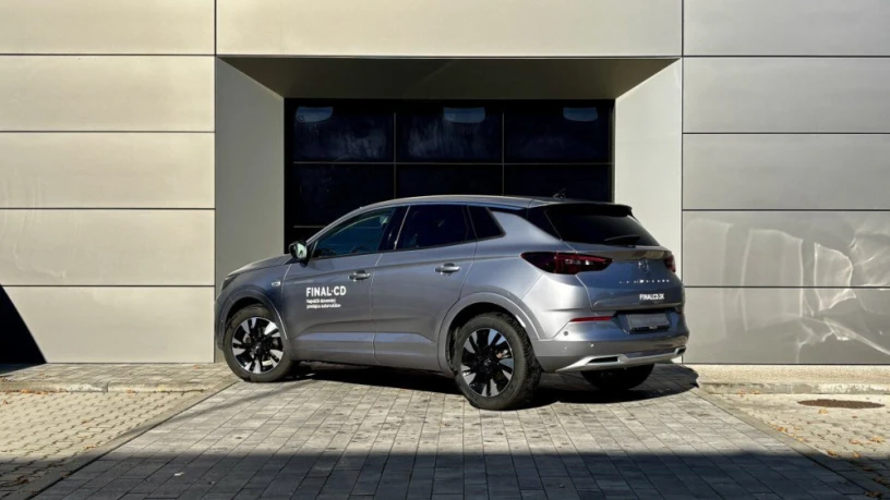 opel-grandland-12-turbo-ultimate-12-turbo-130k-eat8-big-2