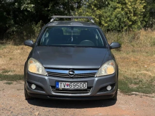opel-astra-14-16v-enjoy-66kw90hp-m5