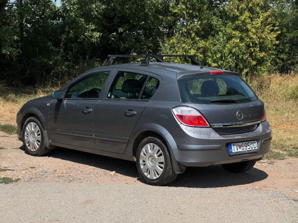 opel-astra-14-16v-enjoy-66kw90hp-m5-big-2