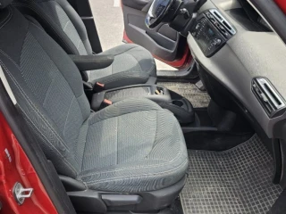 citroen-c4-picasso-grand-20-bluehdi-110kw-7-miest