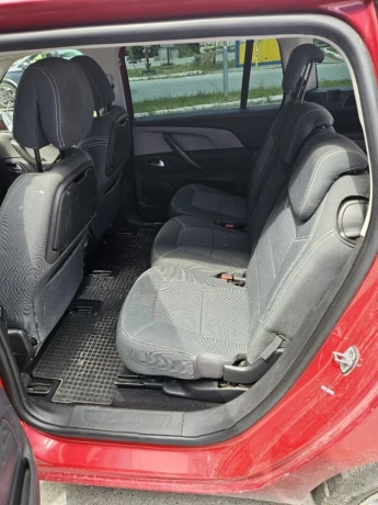 citroen-c4-picasso-grand-20-bluehdi-110kw-7-miest-big-1