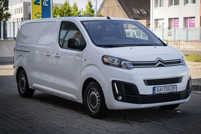 citroen-jumpy-combi-20-bluehdi-145-m-confort-106kw145hp-m6-big-0