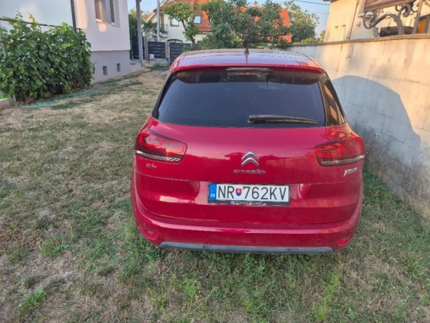 citroen-c4-picasso-citroen-c4-picasso-havarovane-big-3