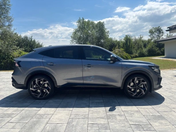 renault-rafale-e-tech-hybrid-atelier-alpine-e-tech-4x4-300k-big-1
