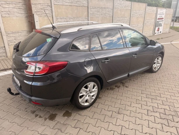 renault-megane-grandtour-predam-vo-velmi-dobrom-stave-renault-megane-combi-grandtour-big-0