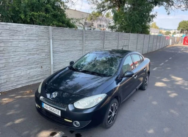 renault-fluence-16-81kw-rv-2010-293xxxkm-plne-pojazdne-vsetko-poriadku-tichucky-benzinovy-motor-big-0