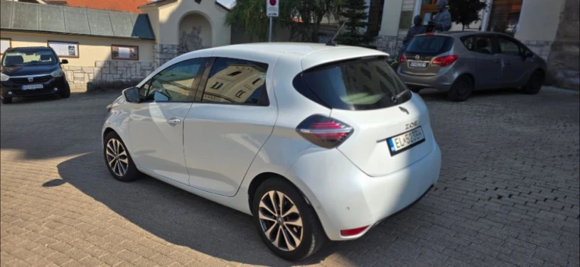 renault-zoe-r135-ze-52-kwh-intens-100kw136hp-a1-big-3