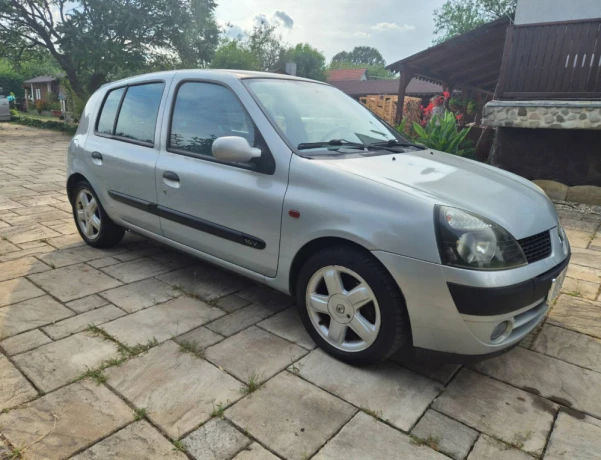 renault-clio-12-16v-expression-big-3
