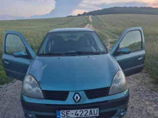 renault-clio-12l-16v