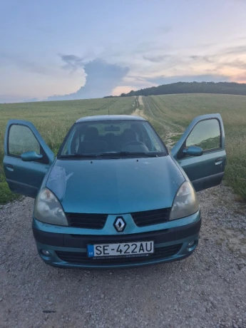 renault-clio-12l-16v-big-0