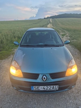 renault-clio-12l-16v-big-1