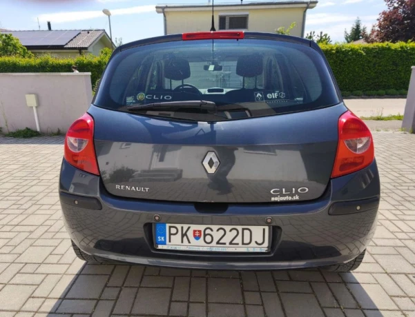 renault-clio-15-dci-dynamique-63kw85hp-m5-big-3
