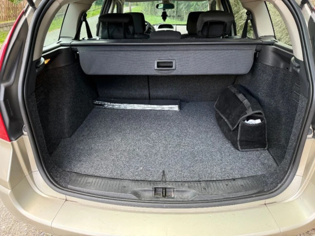 renault-megane-combi-renault-megane-combi-19-tdi-big-2