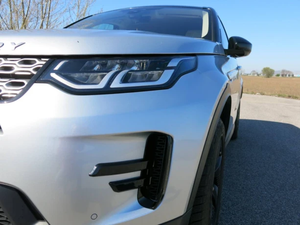 land-rover-discovery-sport-20d-d150-s-awd-at-big-1