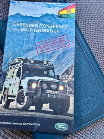 land-rover-defender-110-22d-experience-bolivien-150hp-m6-big-0