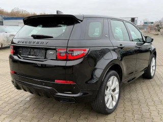 land-rover-discovery-sport-p300e-r-dynamic-se-pohon-vsetkych-kolies-hybridne-automaticka-309-hp