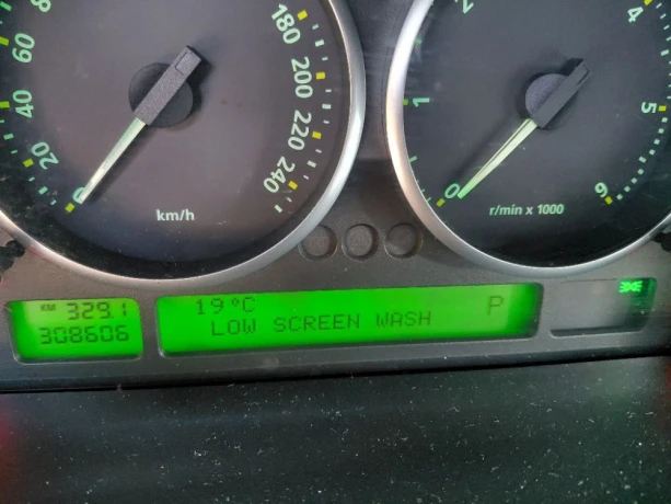 land-rover-range-rover-predam-land-rover-range-rover-36-tdv8-big-3