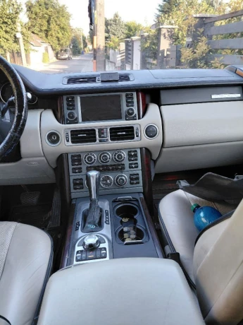 land-rover-range-rover-predam-land-rover-range-rover-36-tdv8-big-2