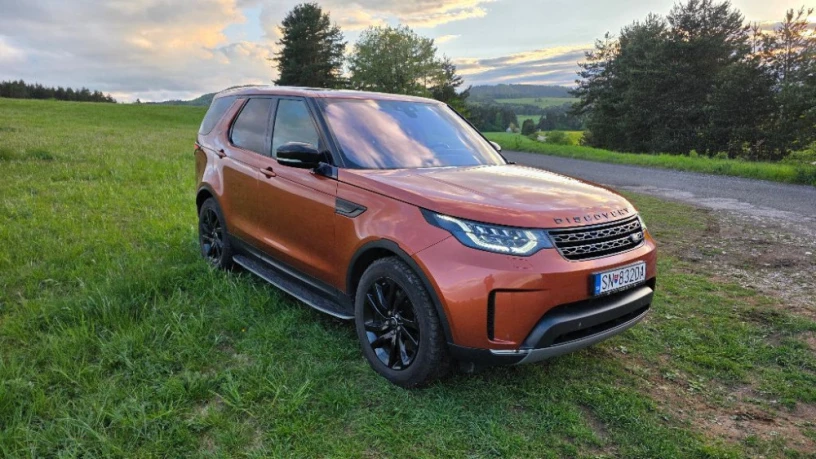 land-rover-discovery-30l-td6-hse-luxury-awd-at-190kw258hp-a8-big-0