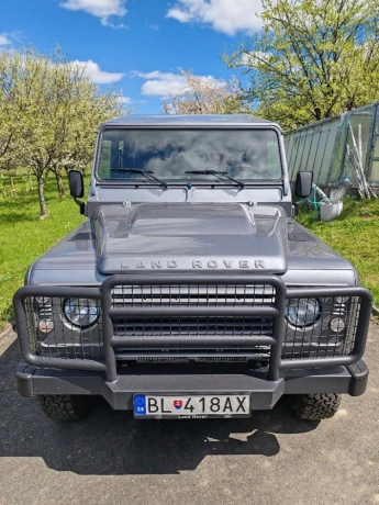 land-rover-defender-110-1-majitel-61-765-km-top-stav-big-0