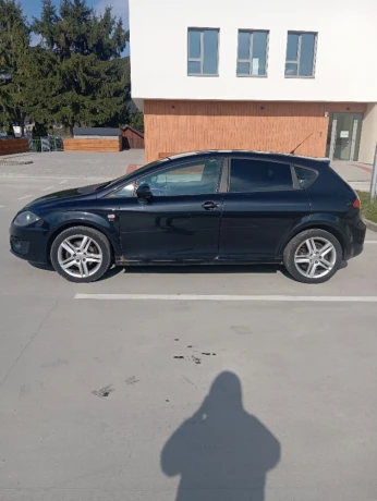 seat-leon-2-big-0
