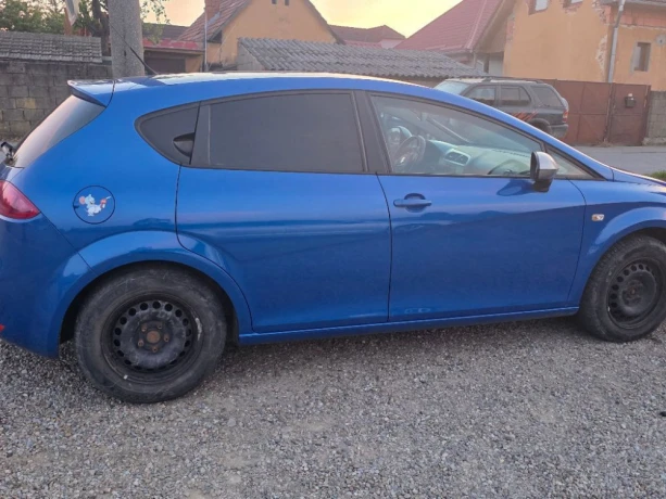 seat-leon-14-tsi-fr-92kw125hp-m6-big-2