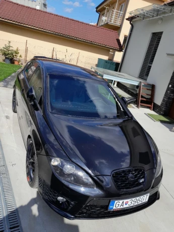 seat-leon-20-cupra-r-benzin-228kw-big-0